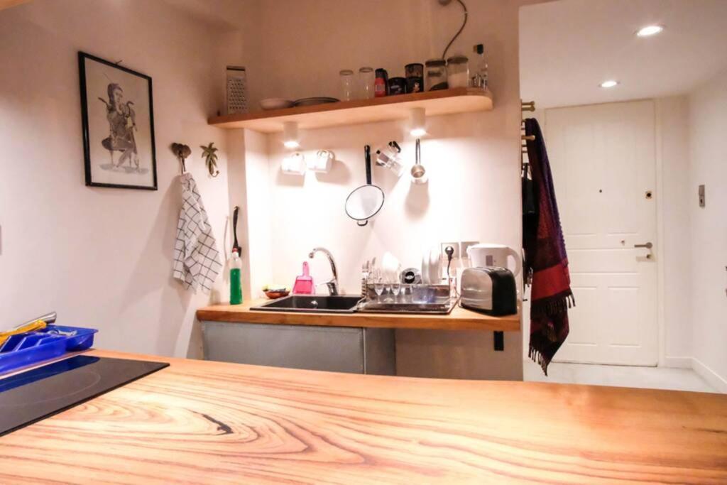 Calm And Cozy Flat With Romantic Garden Athens Luaran gambar
